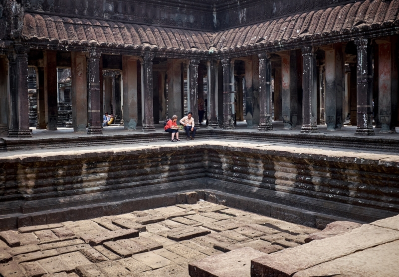 Angor Wat Pool